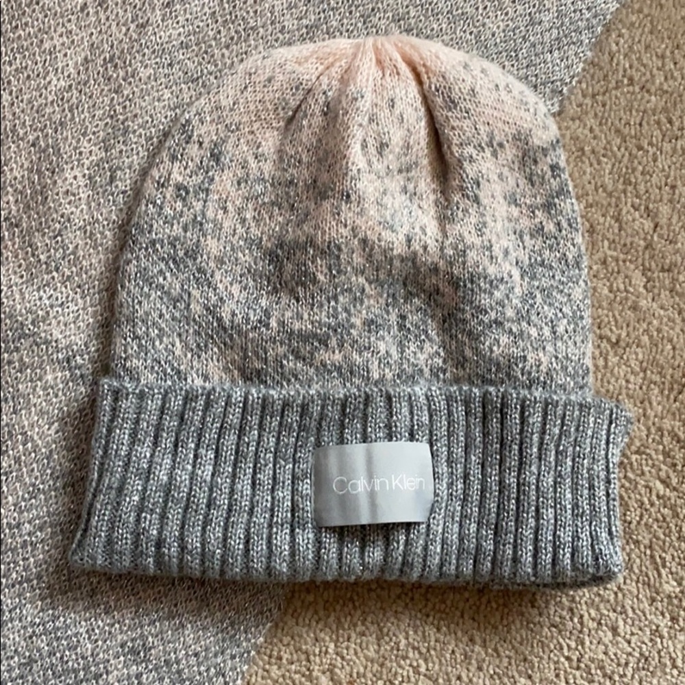 Calvin Klein - Hat & Scarf Set
